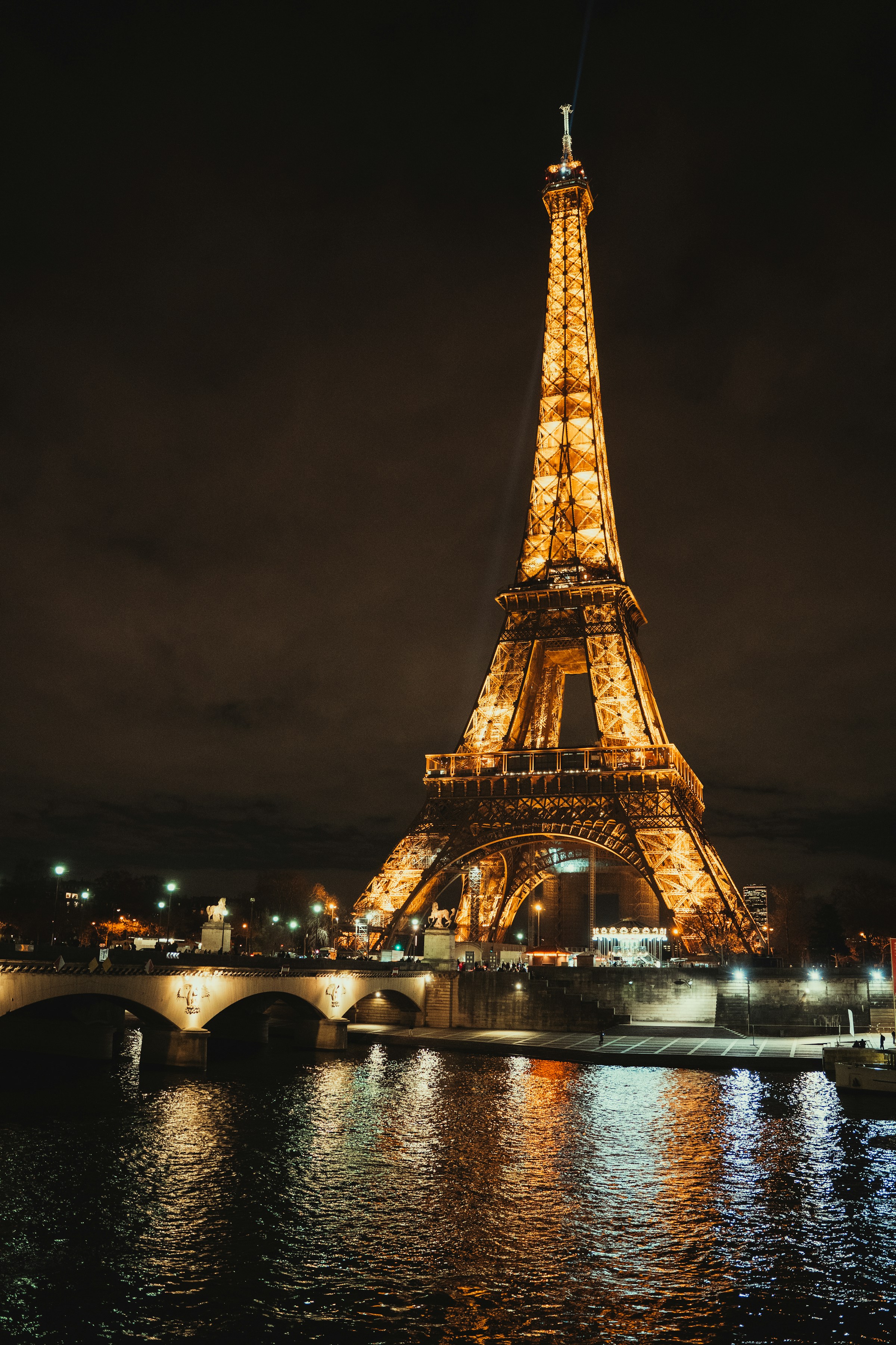 Eiffel Tower, Louvre Museum, & Charming Cafés